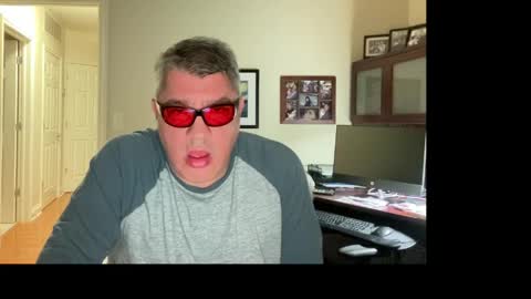 Chicago Guy online show from March 2026 04:05:02 AM