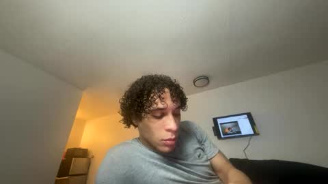 Snapshot of shurthingxx chatting on January 2025 03:25:01 PM shurthingxx online show from January 2025 03:25:01 PM