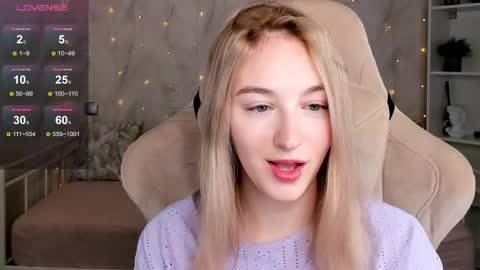 Polly online show from April 2026 12:11:02 AM