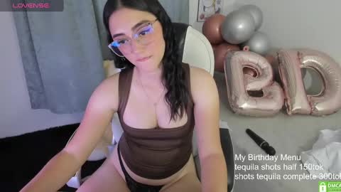 Nahomy online show from January 2025 04:59:01 AM