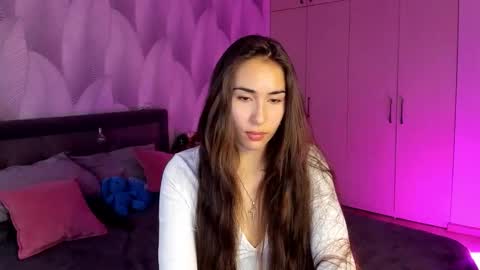 Mika online show from October 2025 01:39:02 AM