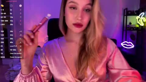 Alice online show from September 2025 01:49:02 AM