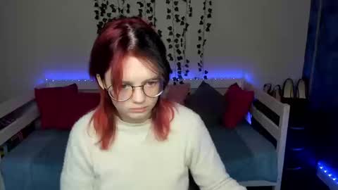 shy_elina01 online show from November 2025 10:36:01 AM