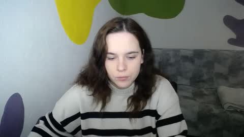 shy_lil online show from December 2025 01:09:01 PM