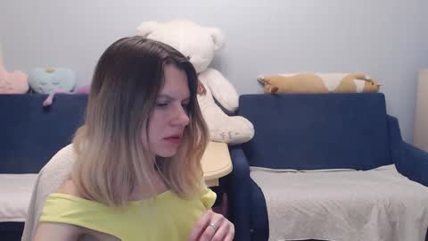 Snapshot of shy_moony chatting on December 2025 02:14:02 PM just Alex online show from December 2025 02:14:02 PM