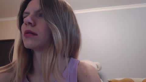 Snapshot of shy_moony chatting on December 2025 09:53:01 PM just Alex online show from December 2025 09:53:01 PM