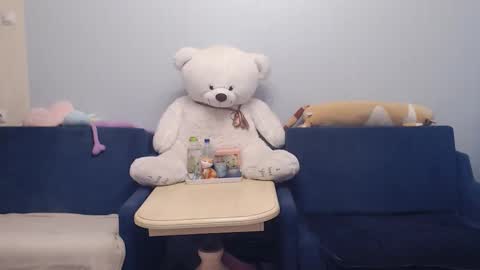 Snapshot of shy_moony chatting on December 2025 02:10:02 PM just Alex online show from December 2025 02:10:02 PM