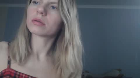 Snapshot of shy_moony chatting on March 2026 10:06:01 PM just Alex online show from March 2026 10:06:01 PM