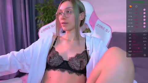  HI i am Marcy online show from October 2025 07:58:01 PM