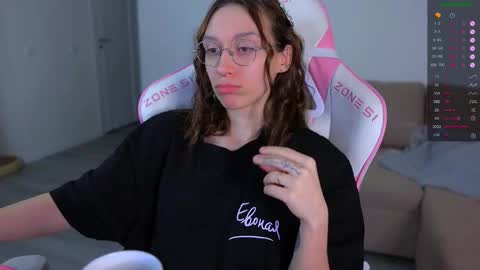  HI i am Marcy online show from February 2026 01:02:01 AM