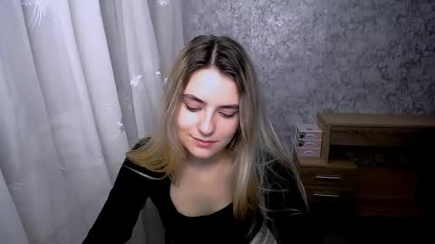 shy_sabrina_ online show from December 2024 08:00:02 AM