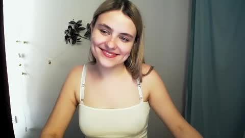 shy_sabrina_ online show from May 2026 03:20:02 PM