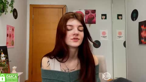 Snapshot of shybella_girl chatting on February 2025 10:15:02 AM Bella online show from February 2025 10:15:02 AM