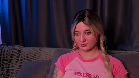 Mary online show from October 2025 10:09:01 PM