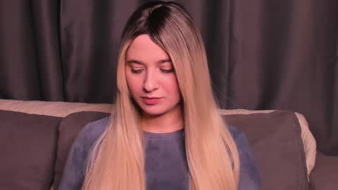 Mary online show from October 2025 06:08:02 PM