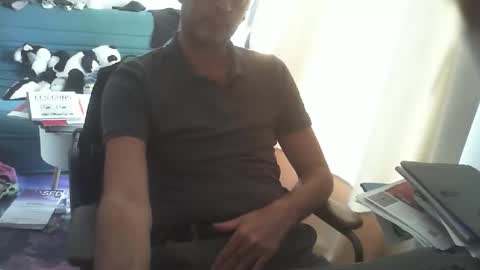 Snapshot of shyfrenchcock chatting on October 2025 01:03:02 PM shyfrenchcock online show from October 2025 01:03:02 PM