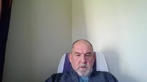 shyguytm online show from April 2026 08:50:01 PM