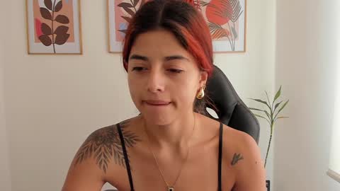 Snapshot of shylittlebunny chatting on February 2025 04:36:01 PM shylittlebunny online show from February 2025 04:36:01 PM