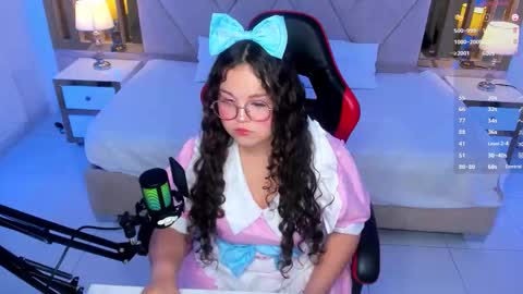 Snapshot of shylysweet chatting on December 2025 05:34:01 AM Shyly online show from December 2025 05:34:01 AM