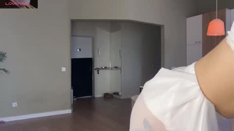 Aurora online show from March 2025 05:23:02 AM