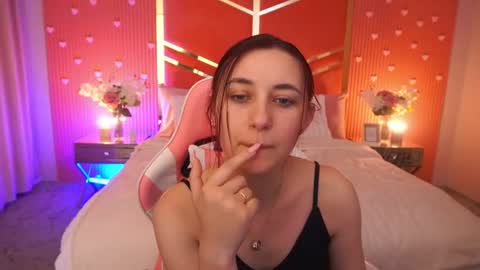 Snapshot of shyy_jany chatting on June 2026 02:10:01 PM shyy_jany online show from June 2026 02:10:01 PM