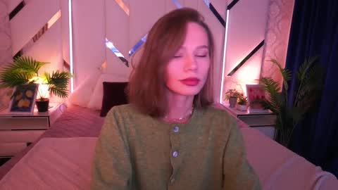 shyysiren online show from December 2025 08:44:01 AM