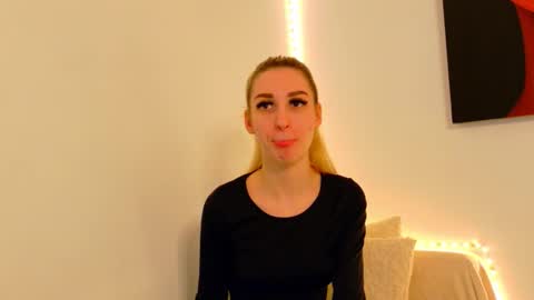 Anastasia online show from February 2026 06:35:01 AM