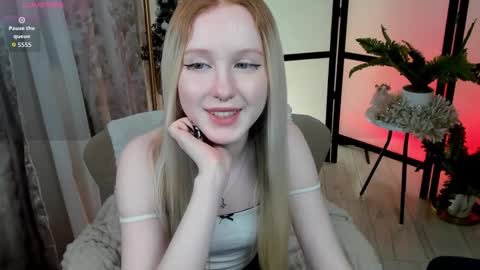 Sia online show from December 2025 05:40:02 PM