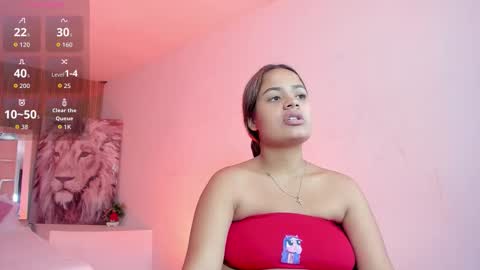 siafoxx_ online show from March 2026 05:44:01 AM