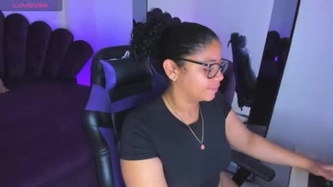 Snapshot of siara_24 chatting on October 2025 05:36:01 PM siara online show from October 2025 05:36:01 PM