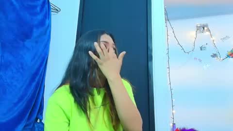 Siara online show from March 2026 08:34:01 PM