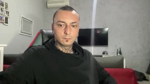 Snapshot of sidvicious23cm chatting on January 2026 07:39:01 PM sidvicious23cm online show from January 2026 07:39:01 PM