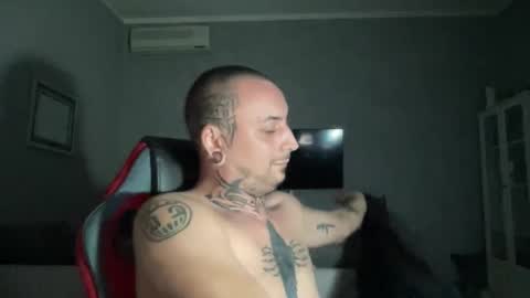 Snapshot of sidvicious23cm chatting on February 2026 06:24:02 PM sidvicious23cm online show from February 2026 06:24:02 PM