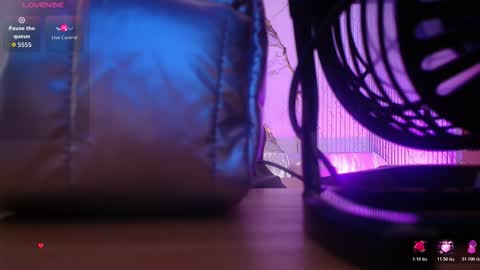 Snapshot of siena_tay chatting on February 2026 11:50:01 AM Siena online show from February 2026 11:50:01 AM