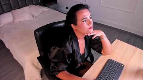 Snapshot of sienarosewood chatting on November 2025 03:38:01 AM Siena Rosewood online show from November 2025 03:38:01 AM