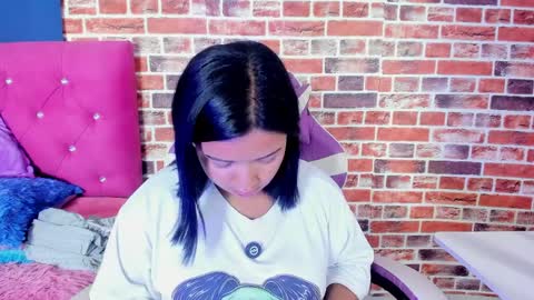 sienna_lux01 online show from April 2026 06:52:01 AM