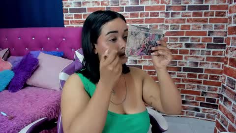 sienna_lux01 online show from April 2026 02:39:01 AM