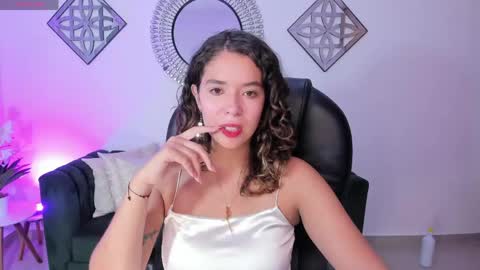 Snapshot of sienna_luxor chatting on May 2026 10:42:01 AM siiena online show from May 2026 10:42:01 AM