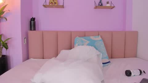 Snapshot of sienna_mg12 chatting on November 2025 12:15:01 PM sienna_mg12 online show from November 2025 12:15:01 PM