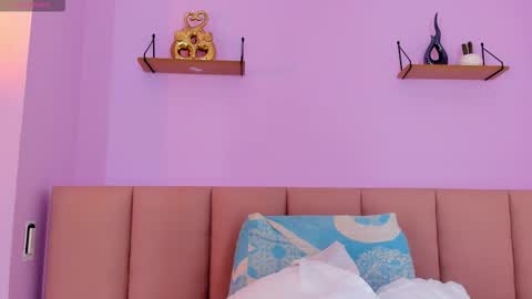 Snapshot of sienna_mg12 chatting on November 2025 12:13:01 PM sienna_mg12 online show from November 2025 12:13:01 PM