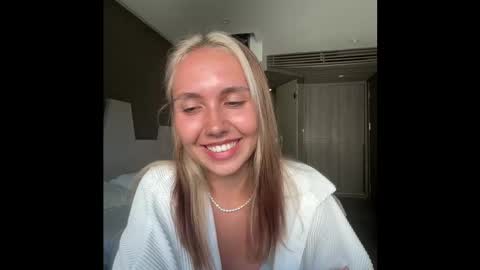 You fav Miss Si online show from March 2026 09:26:02 AM