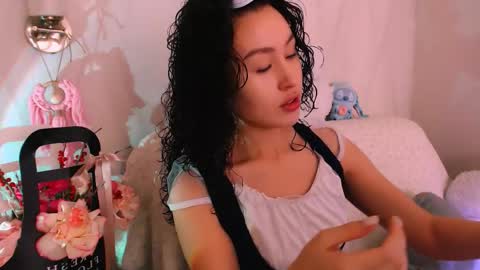 silk_ann online show from February 2026 06:51:02 AM