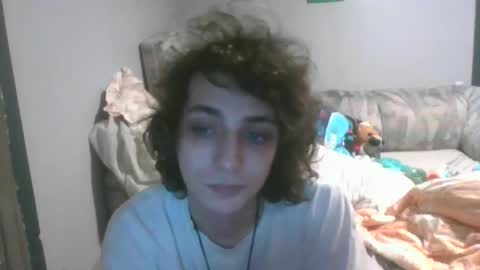 Snapshot of sillycutecow chatting on February 2025 12:32:01 AM Hailey online show from February 2025 12:32:01 AM