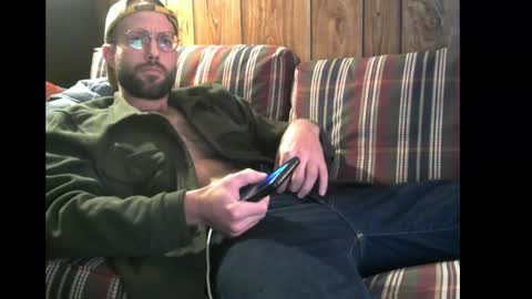 Snapshot of silu1027 chatting on October 2025 04:11:01 AM silu1027 online show from October 2025 04:11:01 AM