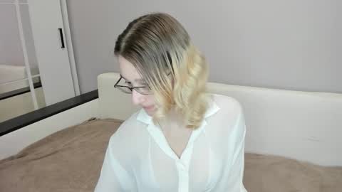 Kate online show from February 2026 06:07:01 PM