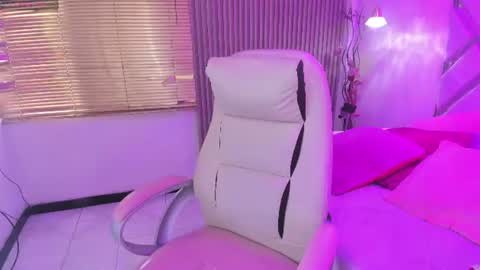 SIlvana  online show from June 2026 01:09:02 PM