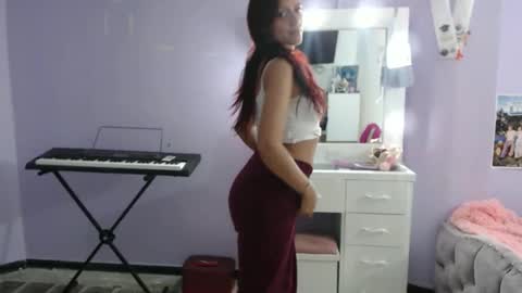 Snapshot of silvanaroberts_ chatting on September 2025 06:59:01 AM Rouse online show from September 2025 06:59:01 AM