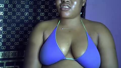 Snapshot of silver_baby06 chatting on October 2025 12:11:01 AM silver baby06 online show from October 2025 12:11:01 AM