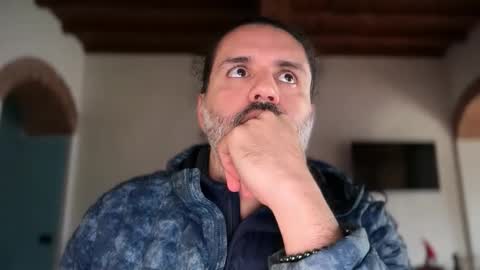 Snapshot of silverbeard81 chatting on January 2026 09:25:01 AM silverbeard81 online show from January 2026 09:25:01 AM