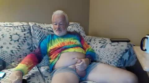 Daddy Bear online show from May 2026 09:27:01 AM
